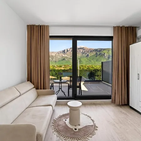 Tadea Villa *