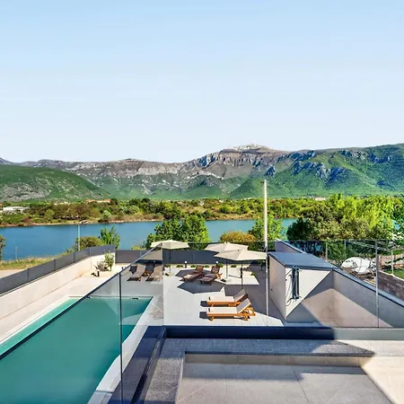 Tadea Villa *