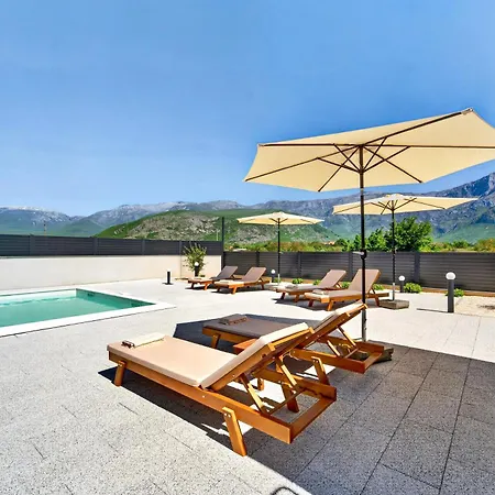 Tadea Villa Mostar